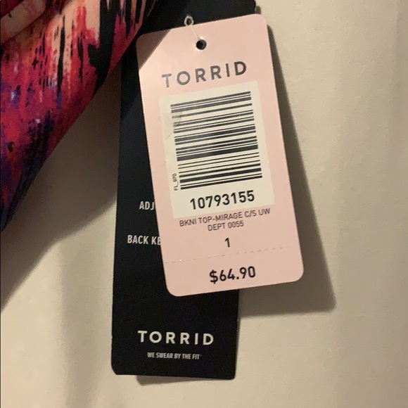 NWT torrid bathing suit top - Picture 2 of 4